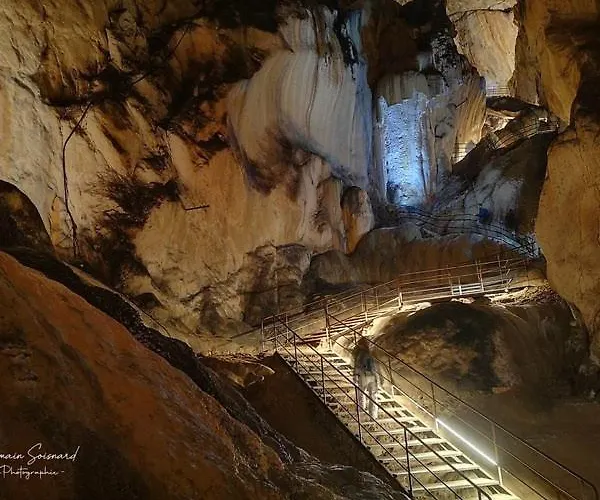 بيت للعطل Macaindco فوا